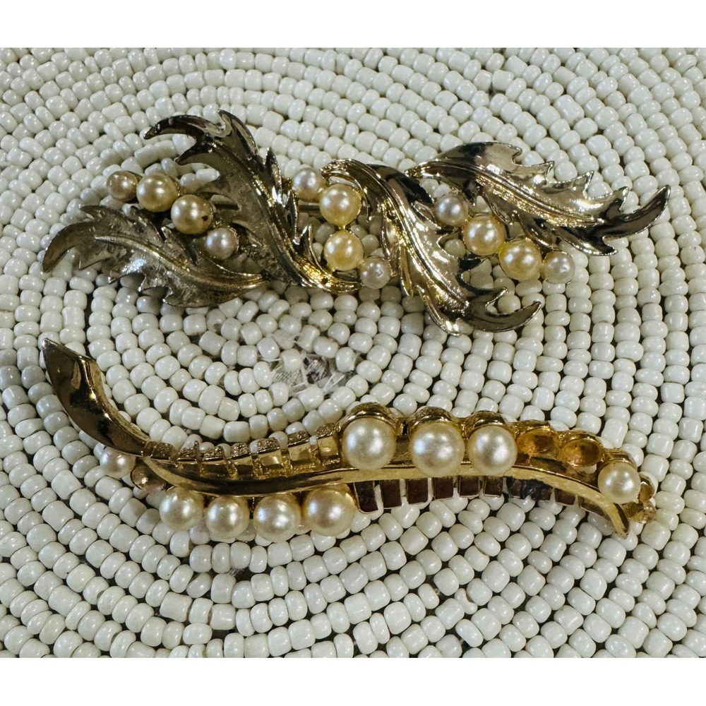 Lot Of 2 Vintage Gold Tone Faux Pearl Brooch Pins Fashion Jewelry